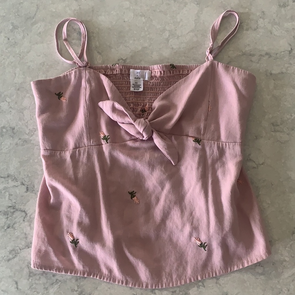 Ivy & Main twist tie top